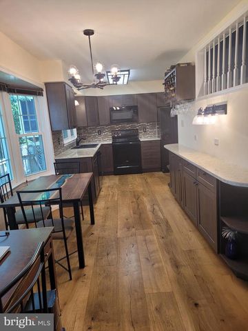 10142 MARSHALL POND RD, Burke, VA 22015