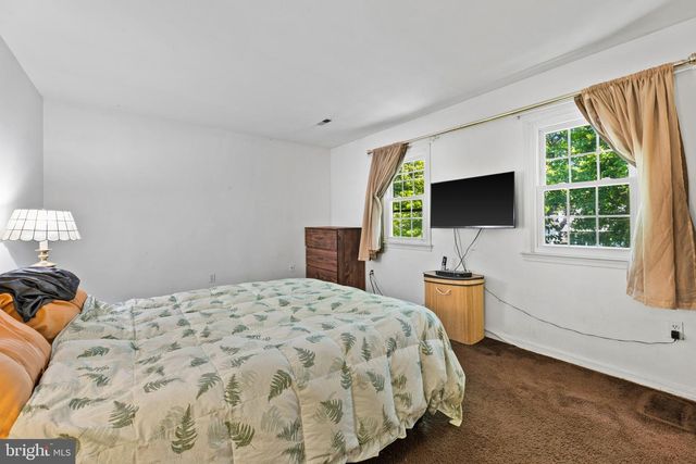10142 MARSHALL POND RD, Burke, VA 22015