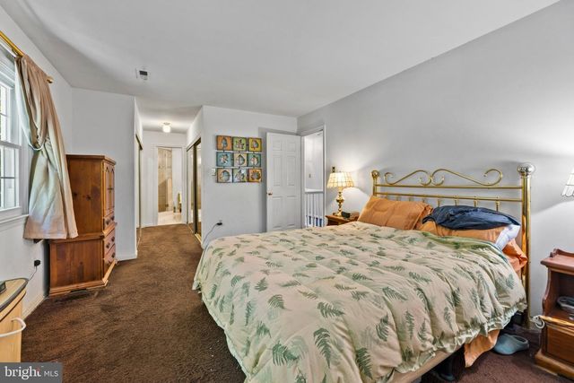 10142 MARSHALL POND RD, Burke, VA 22015