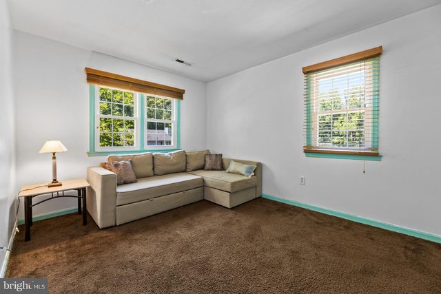 10142 MARSHALL POND RD, Burke, VA 22015