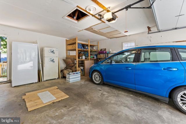 10142 MARSHALL POND RD, Burke, VA 22015