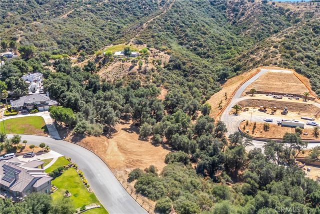 13582 Oak Mountain Drive, Yucaipa, CA 92399