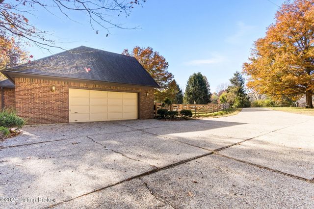 2960 Virginia Ave, Bardstown, KY 40004
