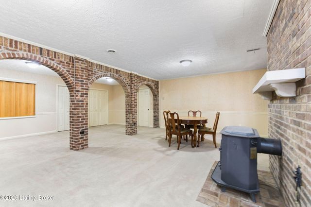 2960 Virginia Ave, Bardstown, KY 40004