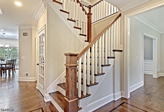 184 Hickory Tavern Rd, Long Hill Twp., NJ 07933