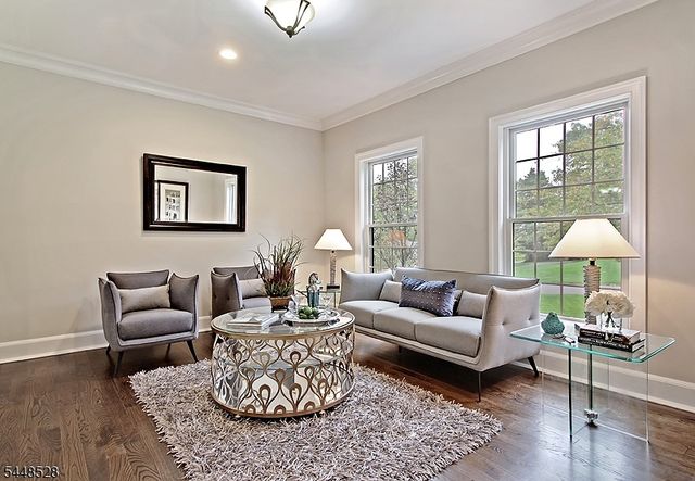 184 Hickory Tavern Rd, Long Hill Twp., NJ 07933