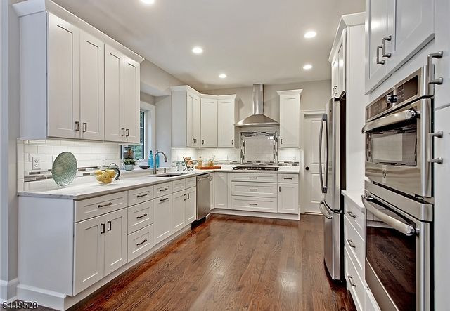 184 Hickory Tavern Rd, Long Hill Twp., NJ 07933