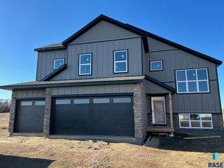 2112 E Bergen Cir Circle, Brandon, SD 57005