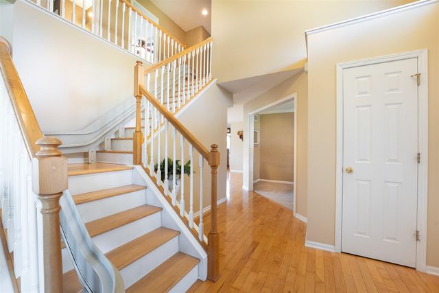 1637 Tanager Lane, Kalamazoo, MI 49009