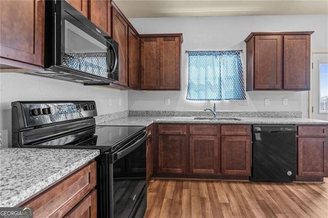 337 Darling Lane, Pendergrass, GA 30567