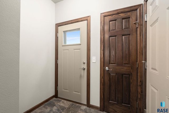 3411 E Bison Trl Trail, Sioux Falls, SD 57108