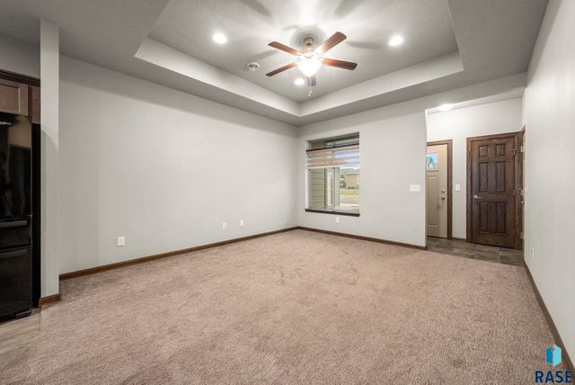 3411 E Bison Trl Trail, Sioux Falls, SD 57108