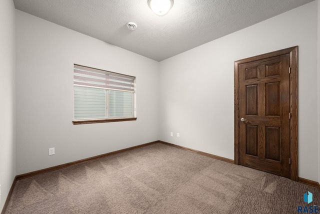 3411 E Bison Trl Trail, Sioux Falls, SD 57108