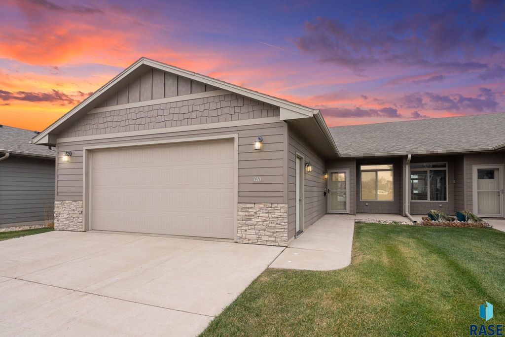 3411 E Bison Trl Trail, Sioux Falls, SD 57108