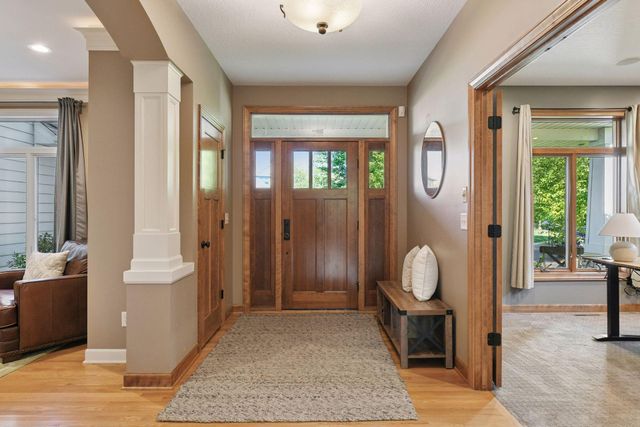 1646 Isabella Parkway, Chaska, MN 55318