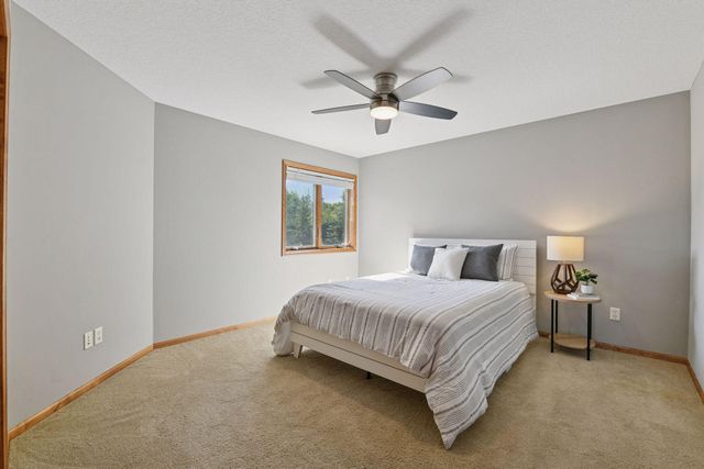 1646 Isabella Parkway, Chaska, MN 55318