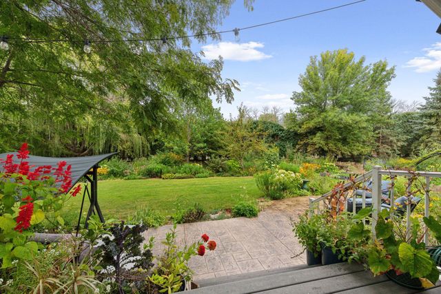 1646 Isabella Parkway, Chaska, MN 55318