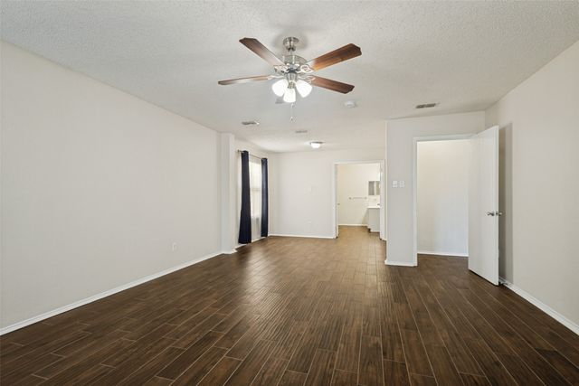 7612 Mosspoint Court, Denton, TX 76210