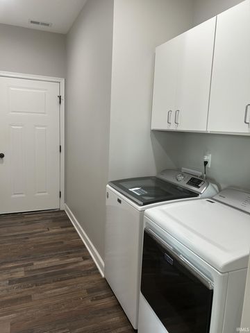 1224 E Monroe Street, Decatur, IN 46733