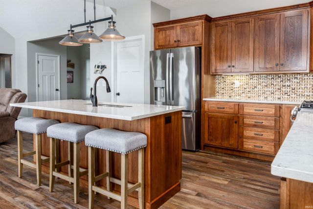 1224 E Monroe Street, Decatur, IN 46733