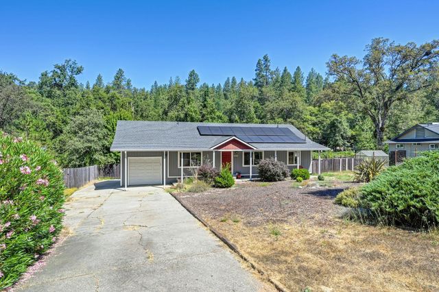 11250 Ball Rd, Grass Valley, CA 95949