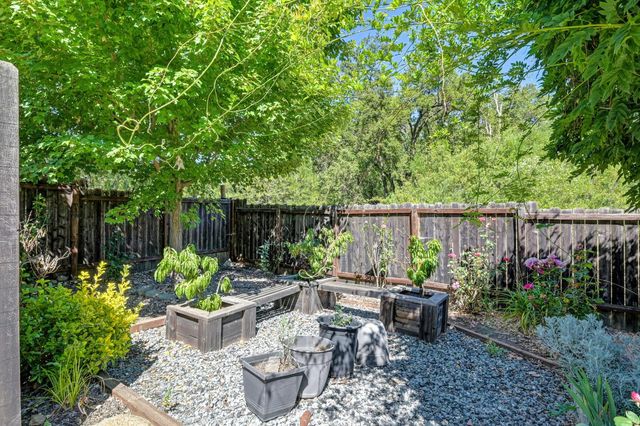 11250 Ball Rd, Grass Valley, CA 95949