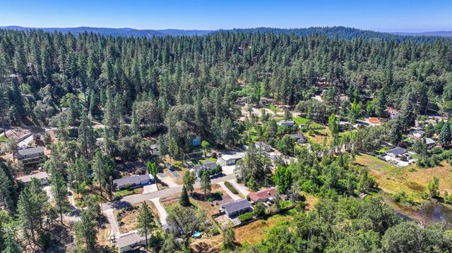 11250 Ball Rd, Grass Valley, CA 95949