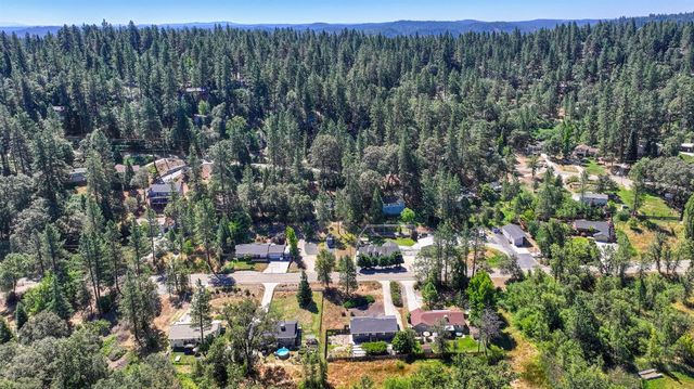 11250 Ball Rd, Grass Valley, CA 95949