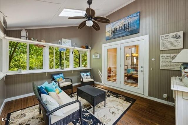 818 Lake Forest Drive, Raleigh, NC 27615