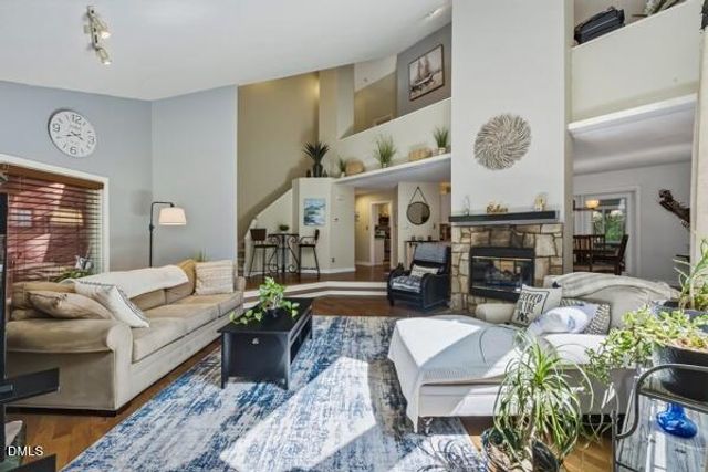 818 Lake Forest Drive, Raleigh, NC 27615