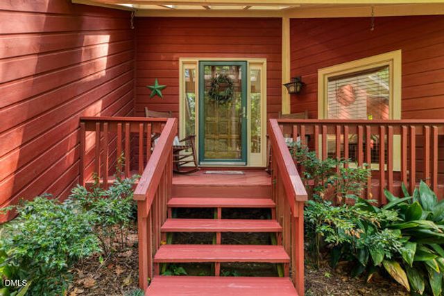 818 Lake Forest Drive, Raleigh, NC 27615