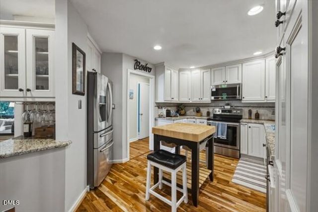 818 Lake Forest Drive, Raleigh, NC 27615