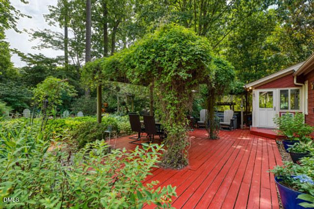 818 Lake Forest Drive, Raleigh, NC 27615