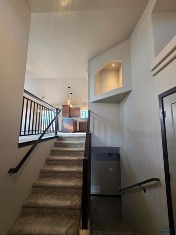 3969 ALTOR LN, Rapid City, SD 57703