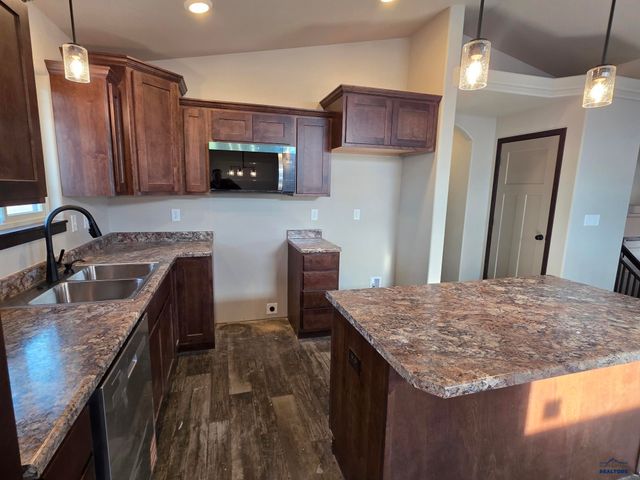 3969 ALTOR LN, Rapid City, SD 57703