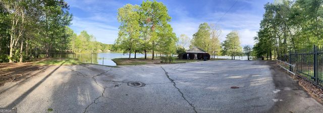 188 Waters Edge Drive, Locust Grove, GA 30248