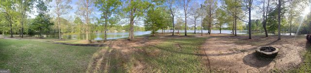 188 Waters Edge Drive, Locust Grove, GA 30248
