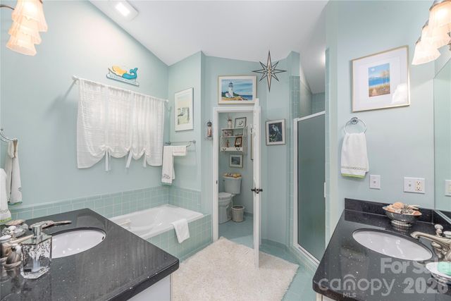 94 Oakcrest Lane, Waynesville, NC 28786