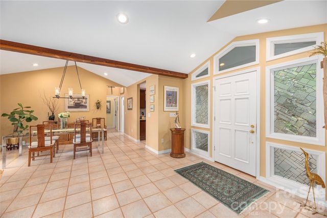 94 Oakcrest Lane, Waynesville, NC 28786