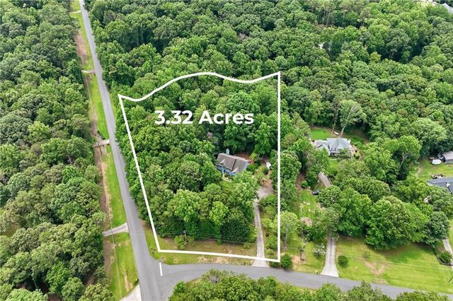 7015 Oakcreek Trace, Cumming, GA 30041