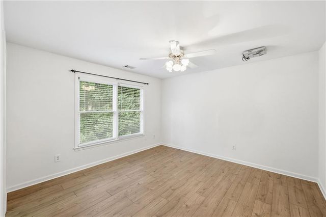 7015 Oakcreek Trace, Cumming, GA 30041