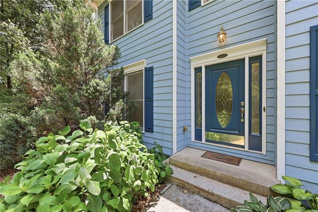 7015 Oakcreek Trace, Cumming, GA 30041