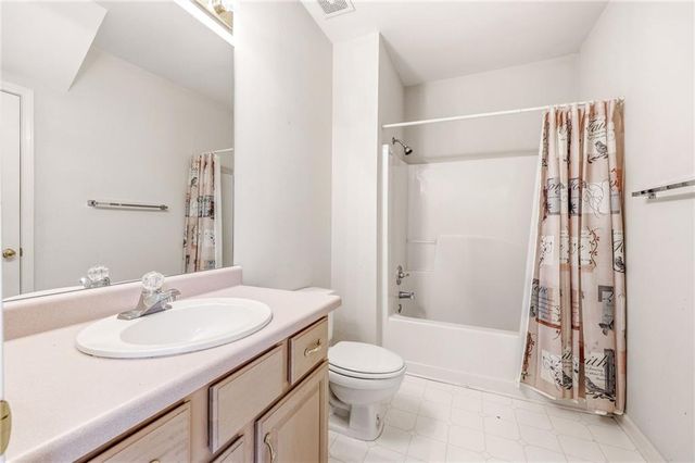 7015 Oakcreek Trace, Cumming, GA 30041