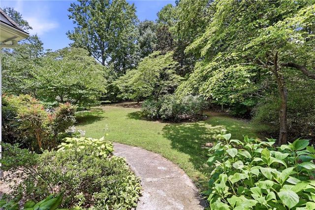 7015 Oakcreek Trace, Cumming, GA 30041