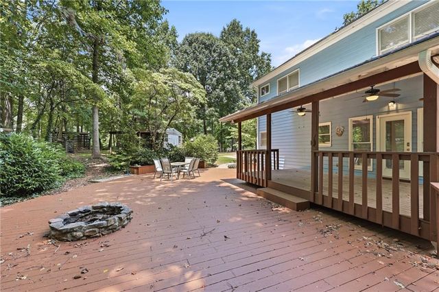 7015 Oakcreek Trace, Cumming, GA 30041