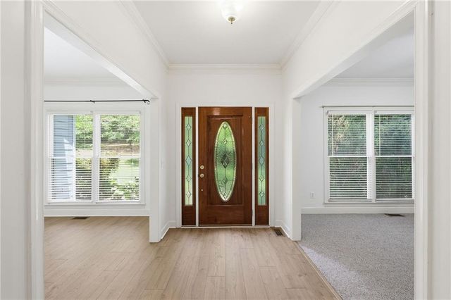 7015 Oakcreek Trace, Cumming, GA 30041