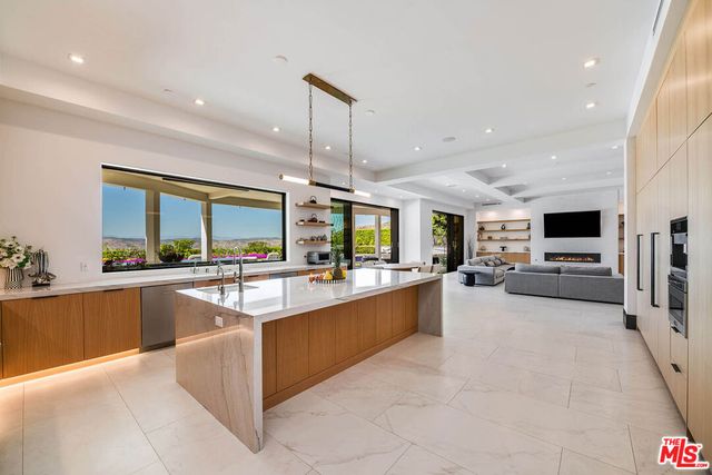 25201 Prado Del Misterio, Calabasas, CA 91302