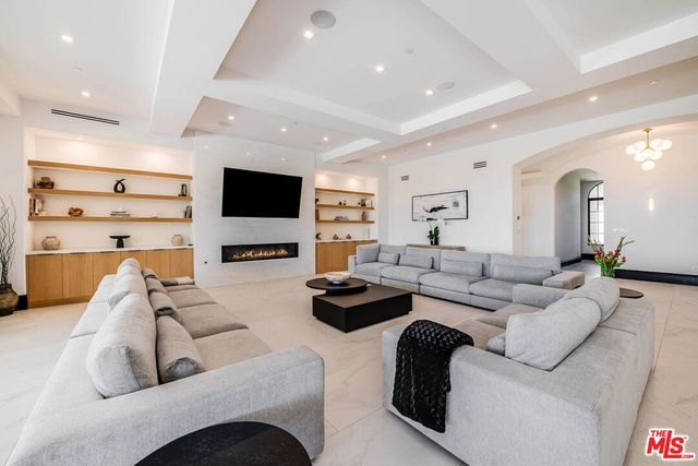 25201 Prado Del Misterio, Calabasas, CA 91302