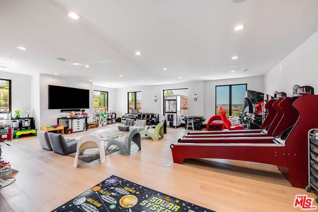 25201 Prado Del Misterio, Calabasas, CA 91302