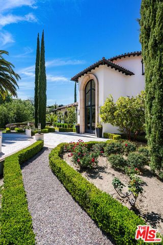 25201 Prado Del Misterio, Calabasas, CA 91302
